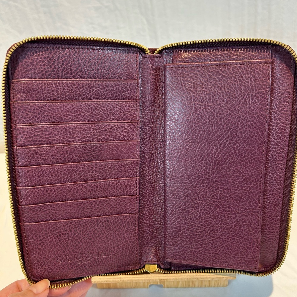 MARK & GRAHAM NWOT Wine Red Pebbled Leather Large Zip Around Wallet IPhone slot - Picture 2 of 16